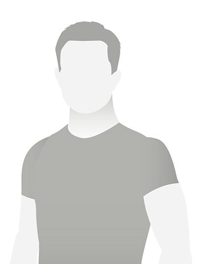 Silhouettenhafte Darstellung eines Mannes in einem grauen T-Shirt auf einem weißen Hintergrund.